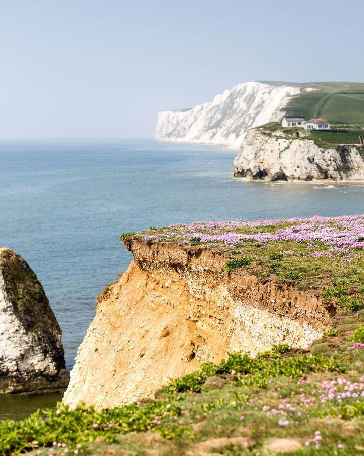 "Trinity" At Whitecliff Bay Isle Of Wight- Yarborough View 4 Hotel Бембридж Екстериор снимка